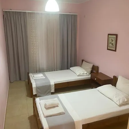 Classic Sea View Apartment *
